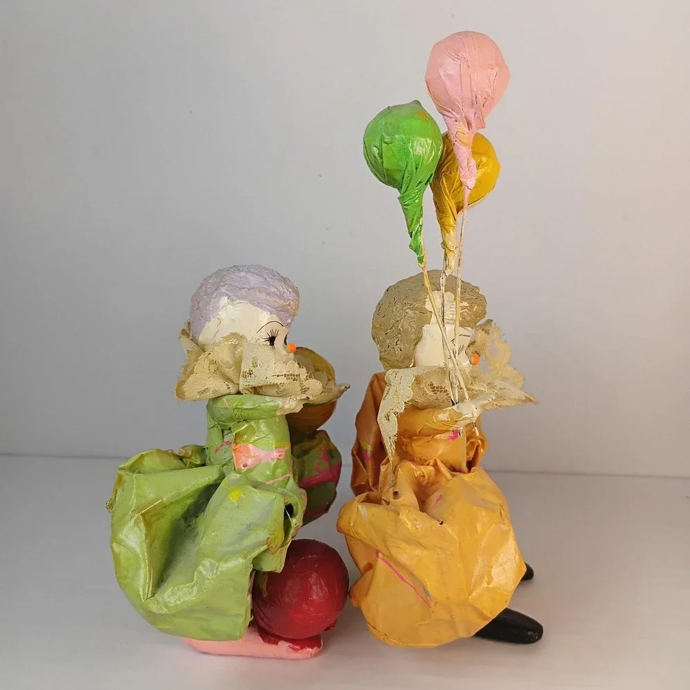 Set of 2 Vintage Mexican Folk Art Paper Mache Clown Bunch of Balloons Figurines